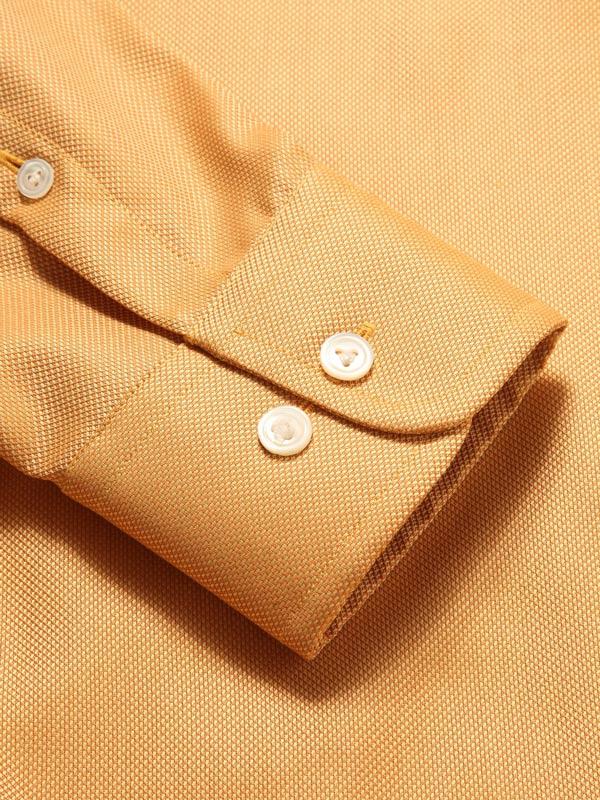 Marzeno Tangerine Solid Full Sleeve Single Cuff Tailored Fit Semi Formal Dark Two Ply Mercerized Cotton Shirt