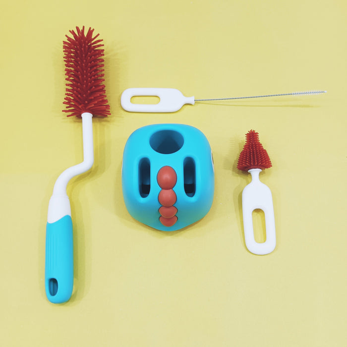 3-Piece Rotating Baby Bottle Cleaning Brush Set – Feeder, Nipple & Bottle Brushes