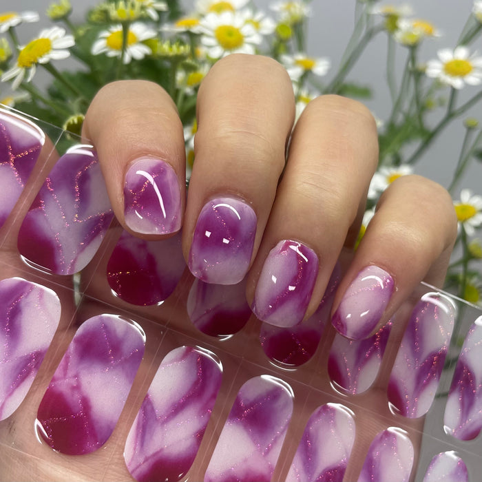 UV-free gel nail Pink Marble