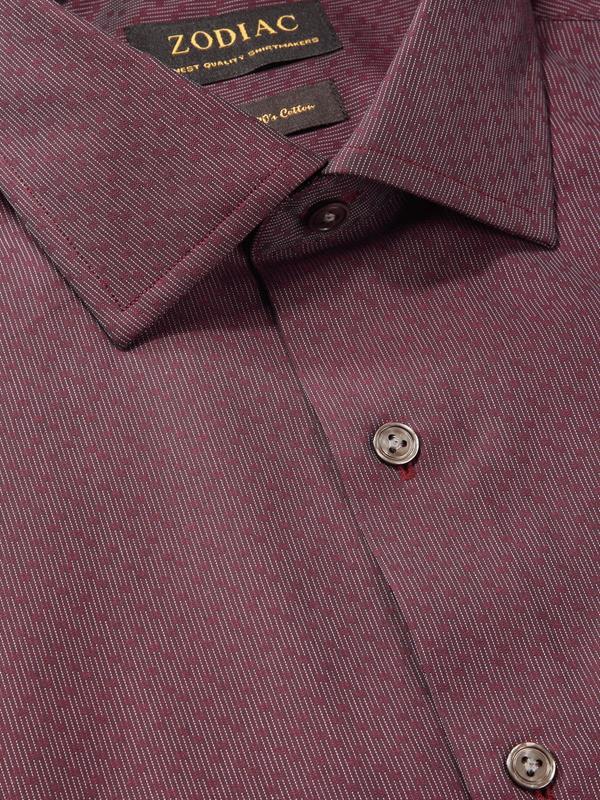 Chianti Purple Solid Full Sleeve Single Cuff Tailored Fit Dark Semi Formal Cotton Shirt