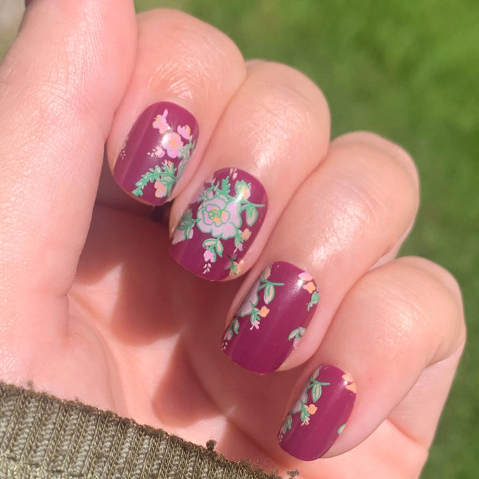 Fall Micro Floral | Squoval | Extra Short press-on nails with berry base and delicate floral patterns for an easy at-home mani