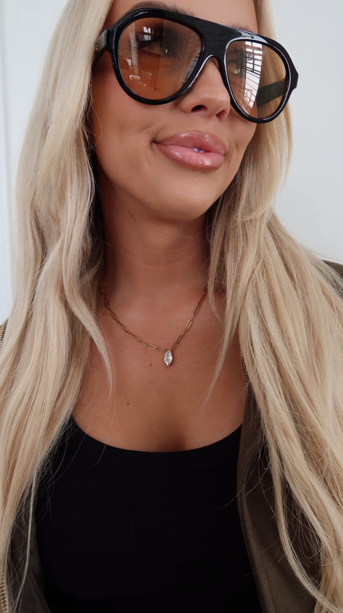GOLD + DIAMOND PENDANT NECKLACE