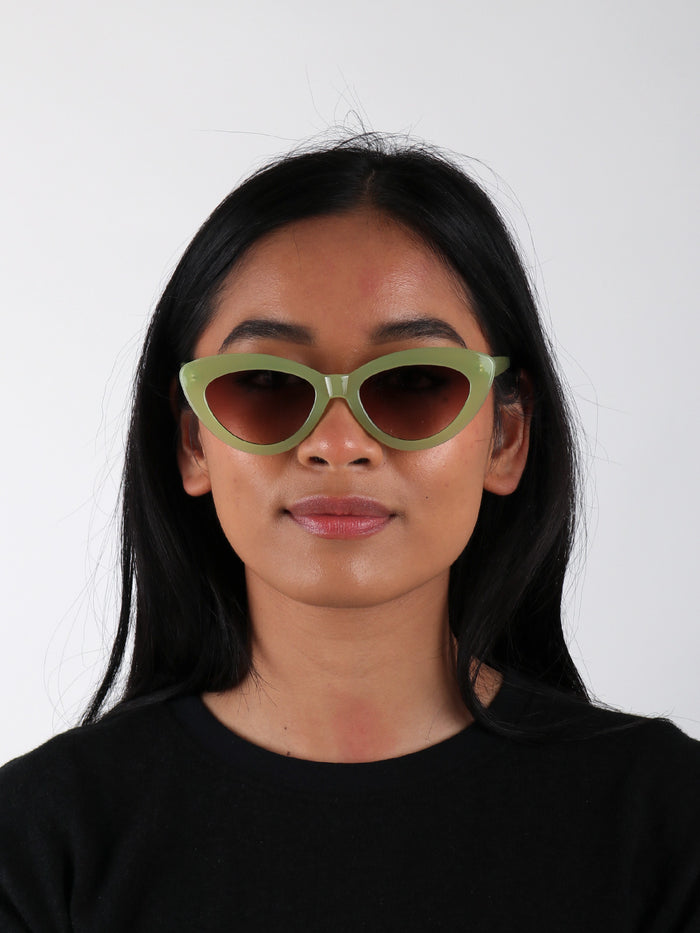 Retro Cateye Sunglasses | Sage Green-Image 2