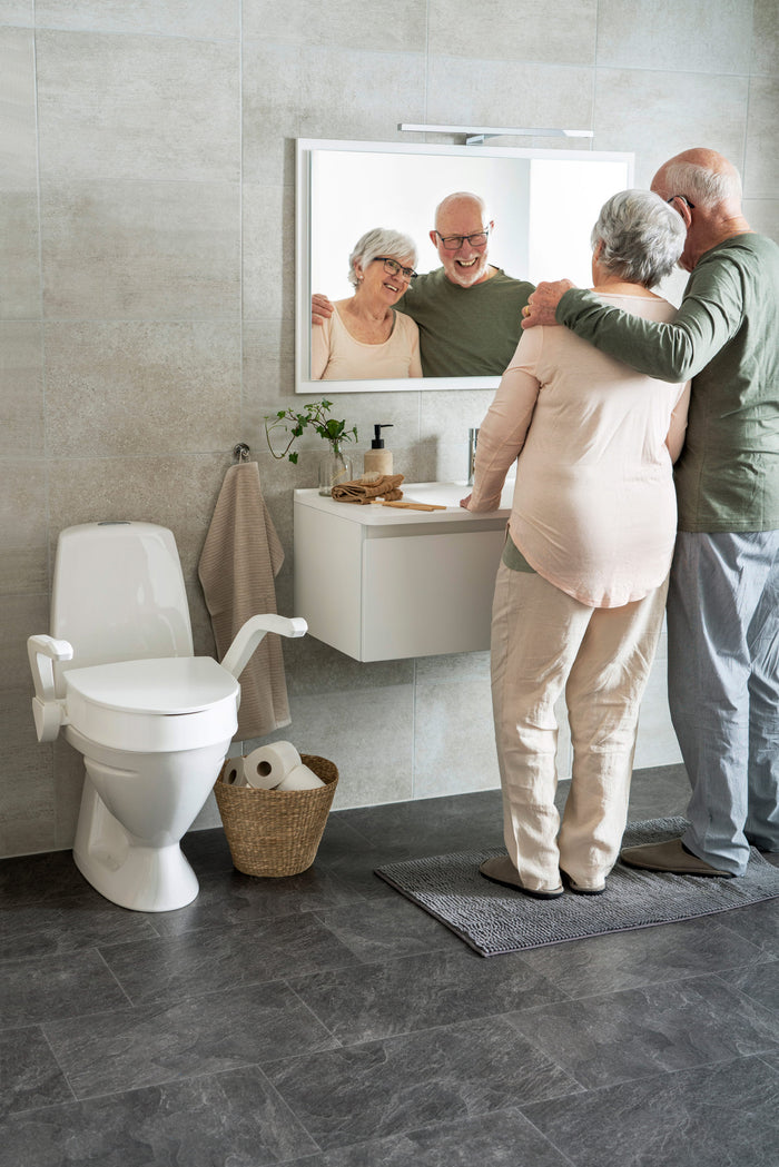 Seat Raiser 10 cm, with armrests | Etac My-Loo Fixed