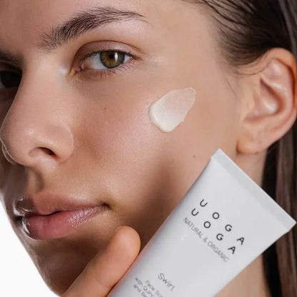 SWIRL | Face Scrub with Quince Extract & Hyaluronic Acid 40ml - Fairbeauty