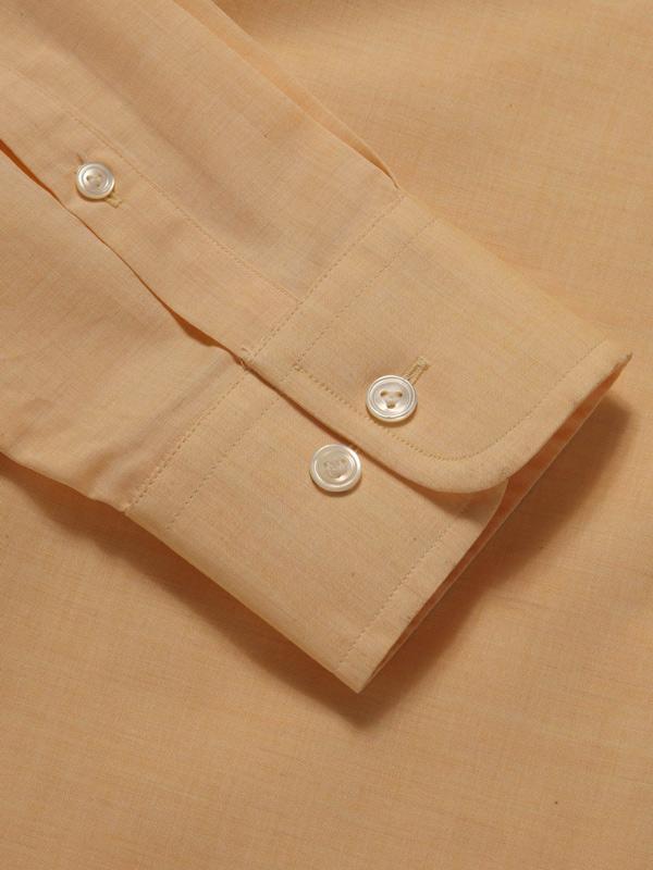 Venete  Orange Solid Full Sleeve Single Cuff Tailored Fit Semi Formal Super Fine Cotton Shirt